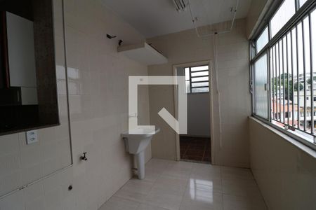 Apartamento para alugar com 110m², 3 quartos e 1 vagaÁrea de Serviço