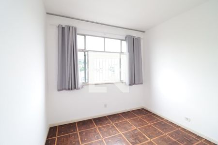 Quarto 1 de apartamento para alugar com 3 quartos, 110m² em Jardim Guanabara, Rio de Janeiro