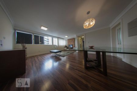 Apartamento à venda com 94m², 2 quartos e 1 vaga Apartamento à venda com 94m², 2 quartos e 1 vagaSala