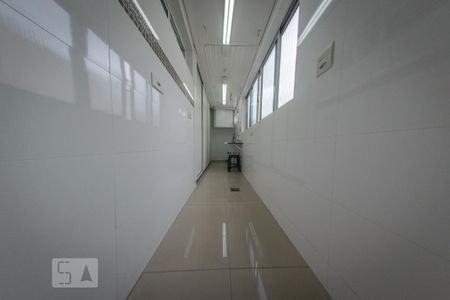 Apartamento à venda com 94m², 2 quartos e 1 vaga Apartamento à venda com 94m², 2 quartos e 1 vagaCozinha e Área de Serviço