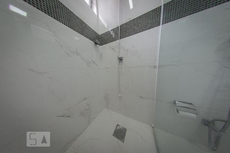 Apartamento à venda com 94m², 2 quartos e 1 vaga Apartamento à venda com 94m², 2 quartos e 1 vagaBanheiro da Suíte