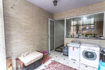 Casa à venda com 165m², 2 quartos e 2 vagasÁrea de serviço