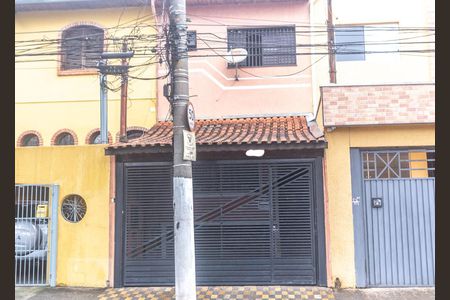 Casa à venda com 165m², 2 quartos e 2 vagasFachada