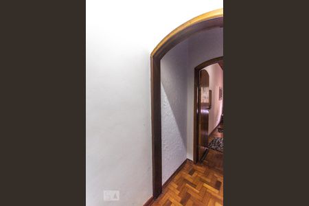 Casa à venda com 165m², 2 quartos e 2 vagasHall