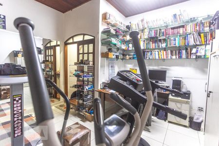 Casa à venda com 165m², 2 quartos e 2 vagasQuarto