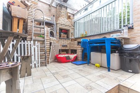 Casa à venda com 165m², 2 quartos e 2 vagasQuintal