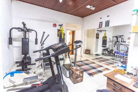 Casa à venda com 165m², 2 quartos e 2 vagasQuarto