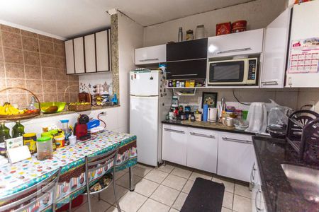 Casa à venda com 165m², 2 quartos e 2 vagasCozinha