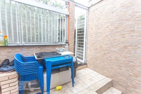 Casa à venda com 165m², 2 quartos e 2 vagasQuintal