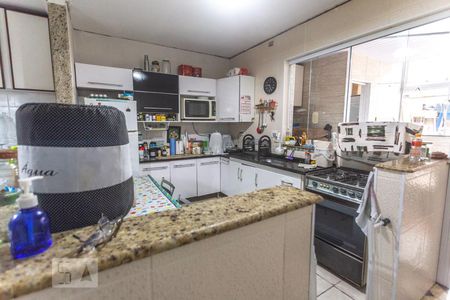 Casa à venda com 165m², 2 quartos e 2 vagasCozinha