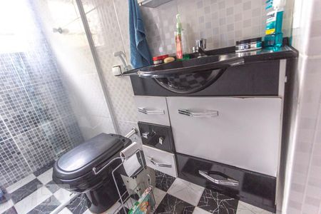 Casa à venda com 165m², 2 quartos e 2 vagasArmário