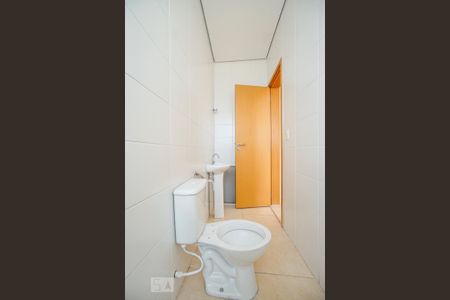 Banheiro social de kitnet/studio para alugar com 1 quarto, 29m² em Tatuapé, São Paulo