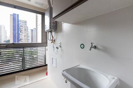Apartamento para alugar com 71m², 2 quartos e 1 vaga Apartamento para alugar com 71m², 2 quartos e 1 vagaArea de Serviço