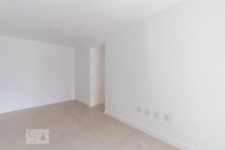 Sala de apartamento para alugar com 2 quartos, 71m² em Indianópolis, São Paulo