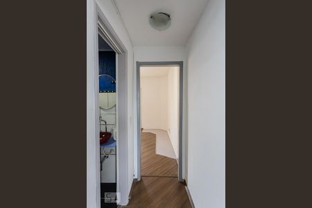 Corredor de apartamento para alugar com 1 quarto, 48m² em Mooca, São Paulo