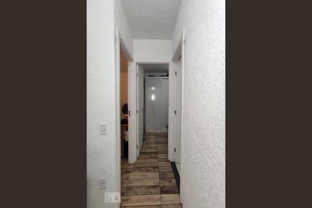 Corredor de apartamento à venda com 2 quartos, 42m² em Santos Dumont, São Leopoldo