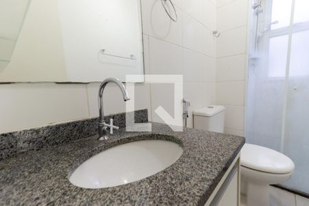 Banheiro de apartamento para alugar com 2 quartos, 53m² em República, Ribeirão Preto