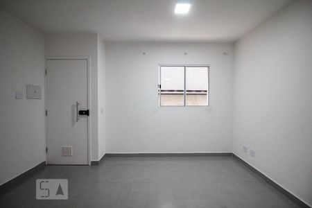 Sala/Cozinha de apartamento para alugar com 1 quarto, 35m² em Parque Peruche, São Paulo