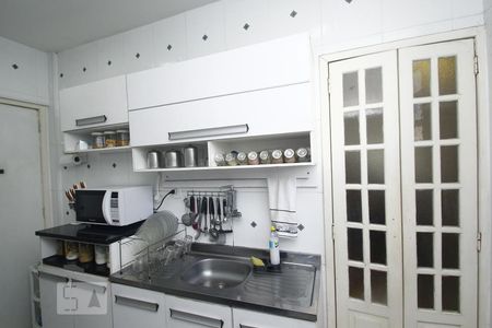 Apartamento à venda com 120m², 2 quartos e sem vagaCozinha