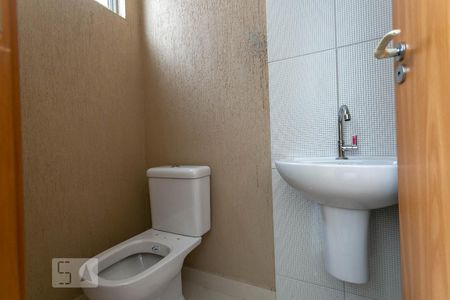 Lavabo de apartamento para alugar com 3 quartos, 90m² em Sagrada Família, Belo Horizonte