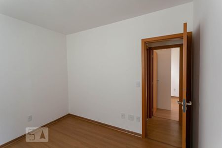 Quarto 1 de apartamento para alugar com 3 quartos, 90m² em Sagrada Família, Belo Horizonte
