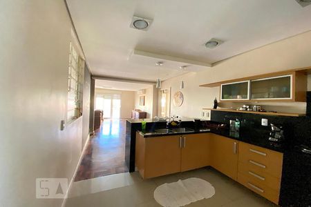 Apartamento para alugar com 147m², 3 quartos e 1 vagaCozinha