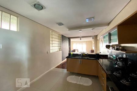 Apartamento para alugar com 147m², 3 quartos e 1 vagaCozinha