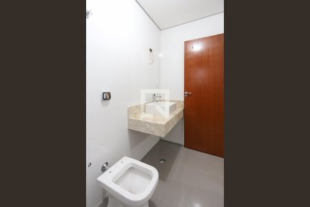 Casa à venda com 210m², 3 quartos e 4 vagas Casa à venda com 210m², 3 quartos e 4 vagasBanheiro da Suíte 3