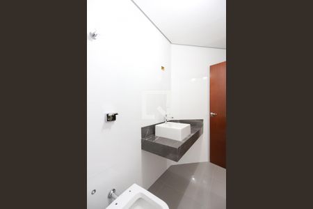 Casa à venda com 210m², 3 quartos e 4 vagas Casa à venda com 210m², 3 quartos e 4 vagasBanheiro da Suíte 1