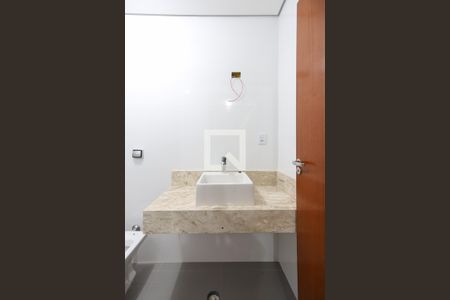 Casa à venda com 210m², 3 quartos e 4 vagas Casa à venda com 210m², 3 quartos e 4 vagasBanheiro da Suíte 3