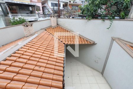 Casa à venda com 210m², 3 quartos e 4 vagasVista