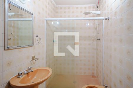 Banheiro de kitnet/studio para alugar com 1 quarto, 15m² em Vila Gomes, São Paulo