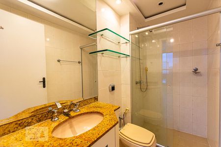 Apartamento à venda com 130m², 3 quartos e 2 vagasBanheiro da Suíte 