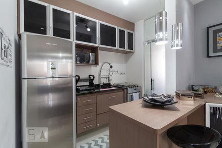 Apartamento à venda com 74m², 2 quartos e 1 vagaCozinha
