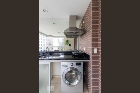 Apartamento para alugar com 98m², 2 quartos e 1 vaga Apartamento para alugar com 98m², 2 quartos e 1 vagaArea de Serviço