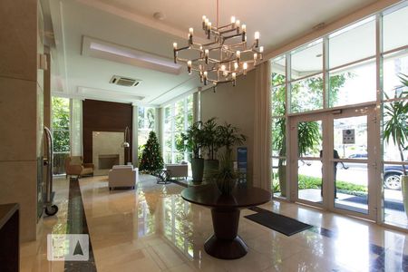 Apartamento para alugar com 98m², 2 quartos e 1 vaga Apartamento para alugar com 98m², 2 quartos e 1 vagaHall Social