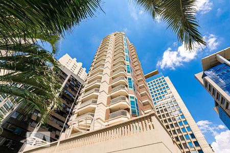 Apartamento para alugar com 98m², 2 quartos e 1 vaga Apartamento para alugar com 98m², 2 quartos e 1 vagaFachada