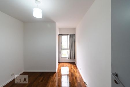 Apartamento à venda com 140m², 3 quartos e 2 vagasSuíte 1