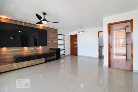 Sala de apartamento para alugar com 3 quartos, 171m² em Serrinha, Goiânia