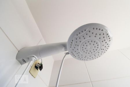 Apartamento para alugar com 171m², 3 quartos e 2 vagas Apartamento para alugar com 171m², 3 quartos e 2 vagasChuveiro