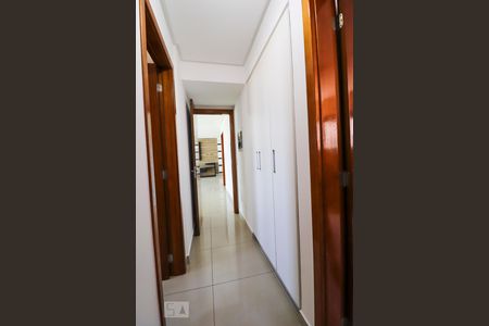 Apartamento para alugar com 171m², 3 quartos e 2 vagas Apartamento para alugar com 171m², 3 quartos e 2 vagasCorredor