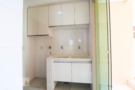 Apartamento para alugar com 171m², 3 quartos e 2 vagas Apartamento para alugar com 171m², 3 quartos e 2 vagasÁrea de Serviço