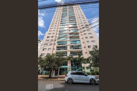 Apartamento para alugar com 171m², 3 quartos e 2 vagas Apartamento para alugar com 171m², 3 quartos e 2 vagasFachada