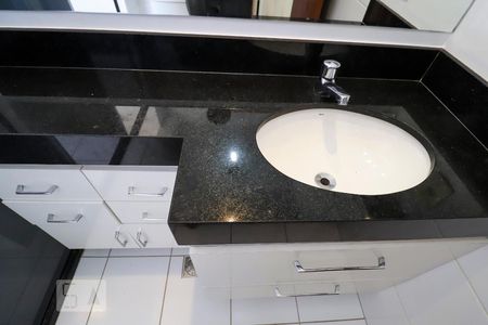 Apartamento para alugar com 171m², 3 quartos e 2 vagas Apartamento para alugar com 171m², 3 quartos e 2 vagasBanheiro da Suíte 2