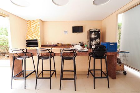 Apartamento para alugar com 171m², 3 quartos e 2 vagas Apartamento para alugar com 171m², 3 quartos e 2 vagasChurrasqueira