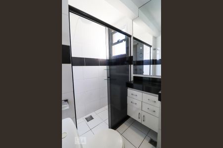 Apartamento para alugar com 171m², 3 quartos e 2 vagas Apartamento para alugar com 171m², 3 quartos e 2 vagasBanheiro da Suíte 2