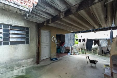 Casa à venda com 275m², 2 quartos e 1 vaga Casa à venda com 275m², 2 quartos e 1 vagaQuintal