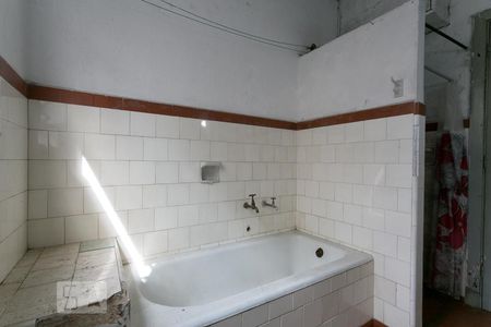 Casa para alugar com 150m², 3 quartos e sem vagaBanheiro