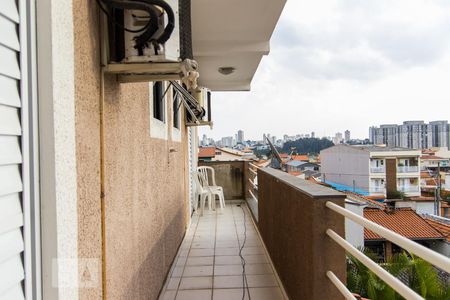 Casa à venda com 300m², 3 quartos e 7 vagasVaranda da Suíte 2 e 3