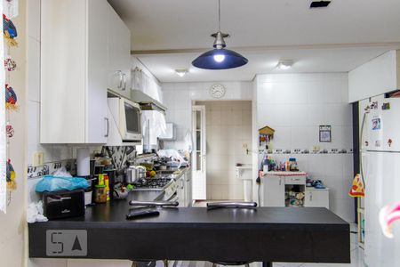 Casa à venda com 300m², 3 quartos e 7 vagasCozinha